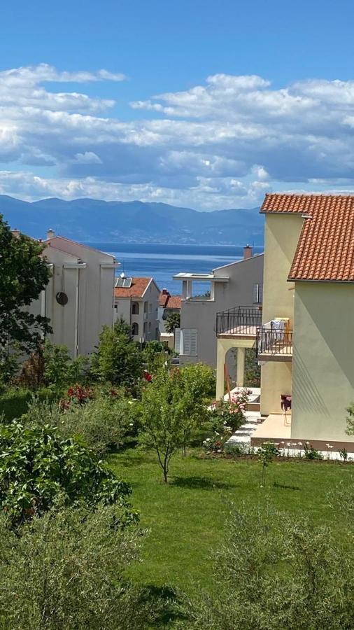 Vila Luca Island Krk / Malinska Exterior photo